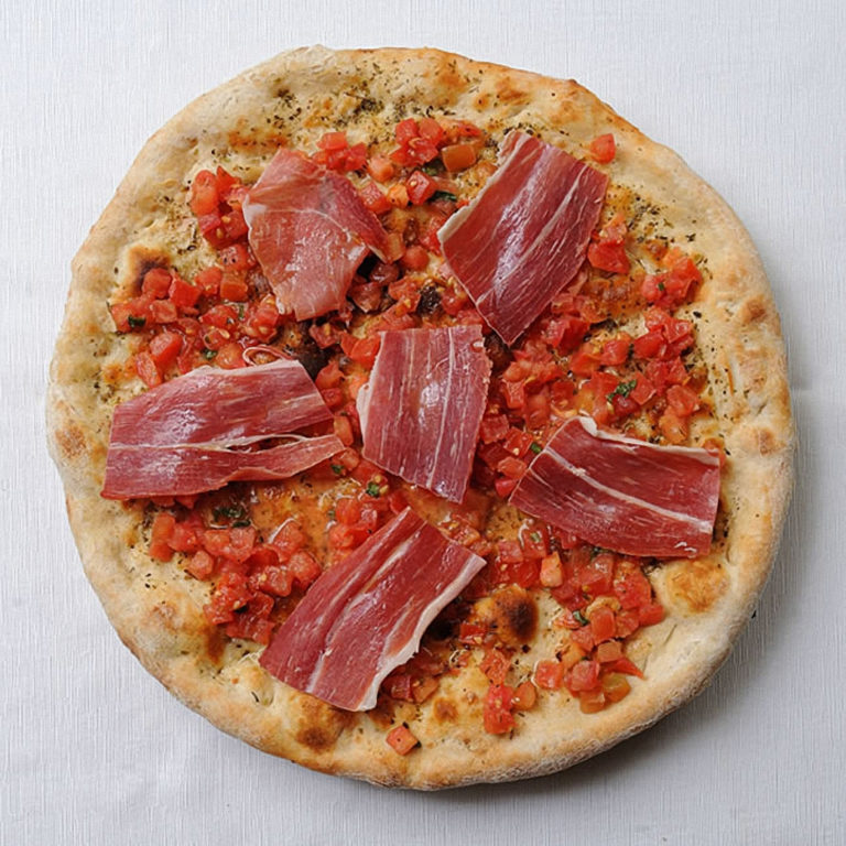 Focaccia Con Jamón Serrano Y Tomate Da Canio 8180